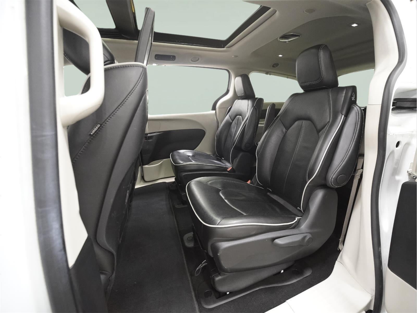 2022 Chrysler Pacifica Hybrid Limited