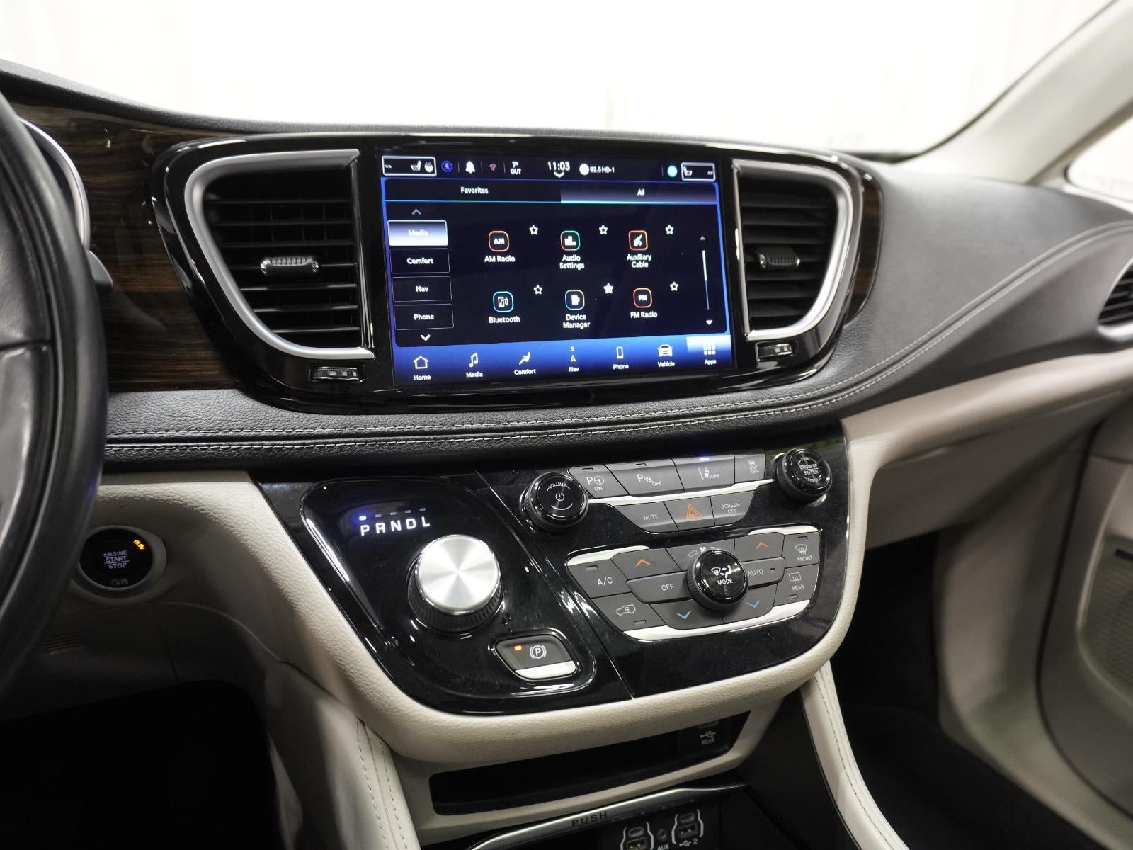 2022 Chrysler Pacifica Hybrid Limited