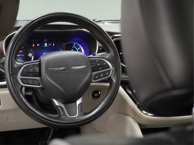 2022 Chrysler Pacifica Hybrid Limited