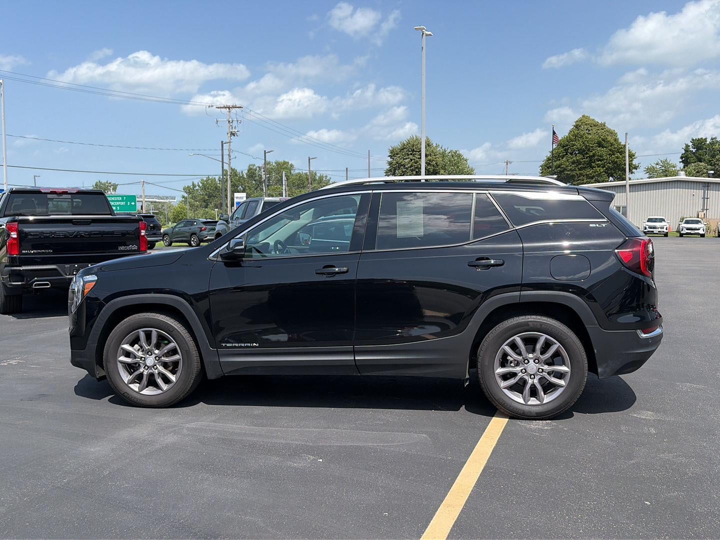 2023 GMC Terrain SLT