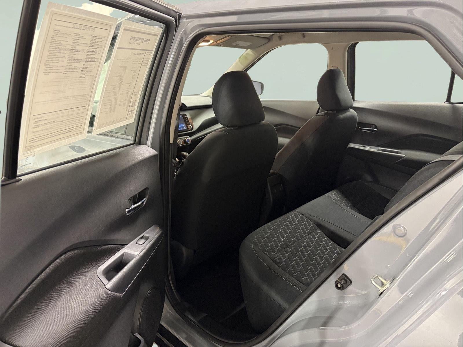 2023 Nissan Kicks SV Xtronic CVT