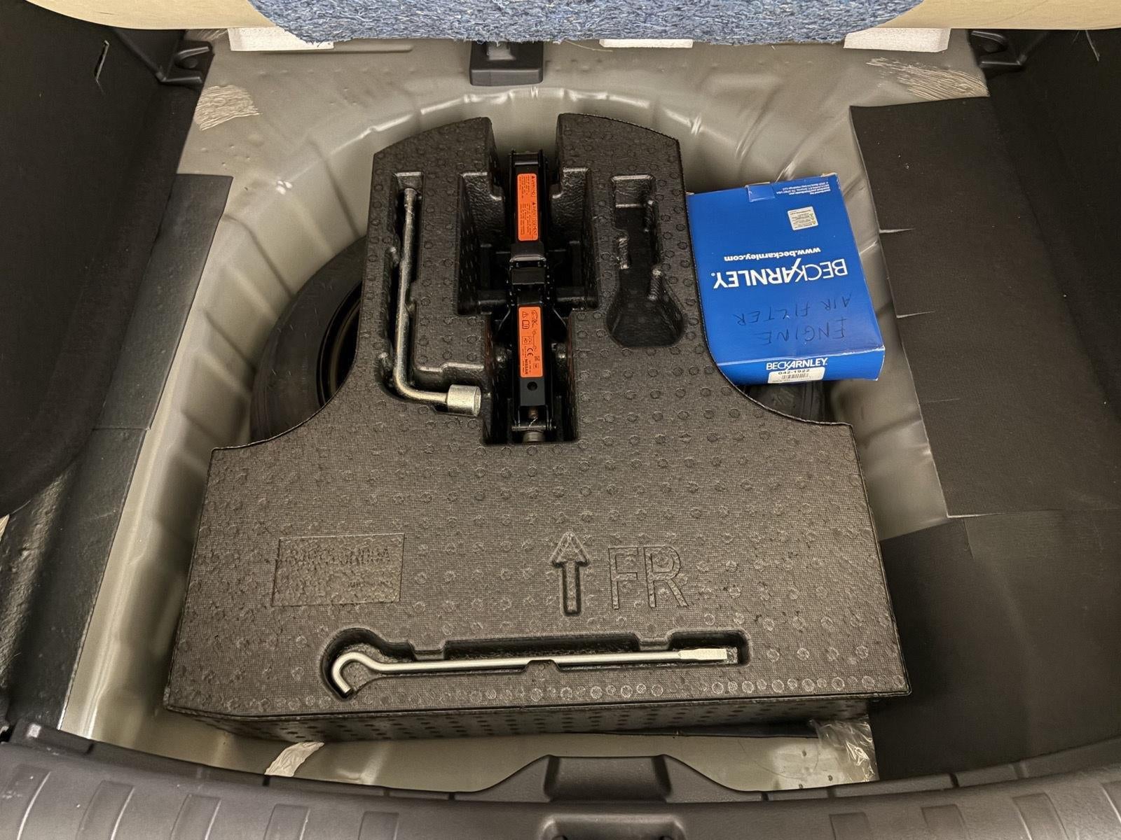 2023 Nissan Kicks SV Xtronic CVT
