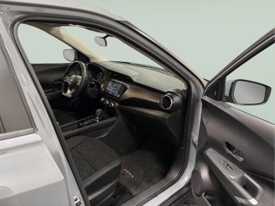 2023 Nissan Kicks SV Xtronic CVT