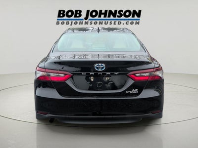 2022 Toyota Camry Hybrid LE