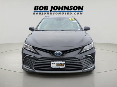 2022 Toyota Camry Hybrid LE