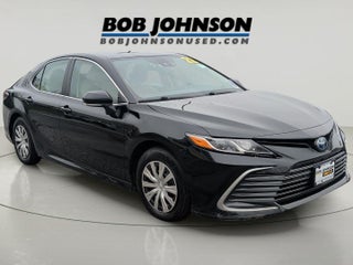 2022 Toyota Camry Hybrid LE