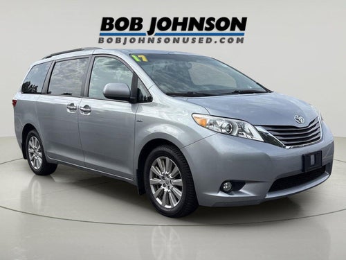 2017 Toyota Sienna XLE 7 Passenger