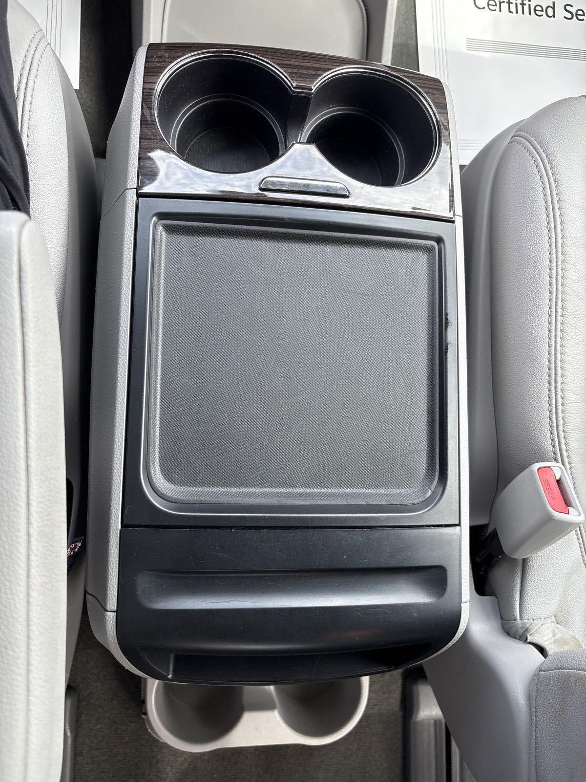 2017 Toyota Sienna XLE 7 Passenger