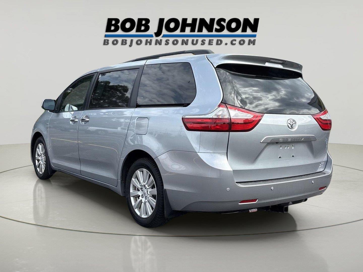 2017 Toyota Sienna XLE 7 Passenger