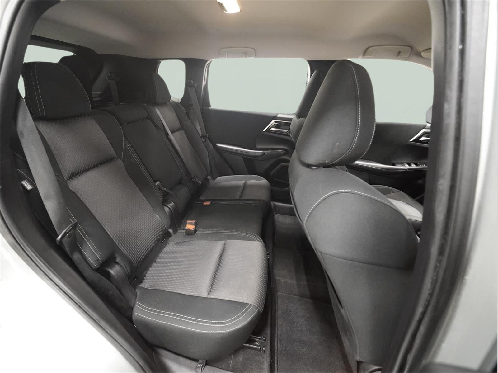 2023 Mitsubishi Outlander ES