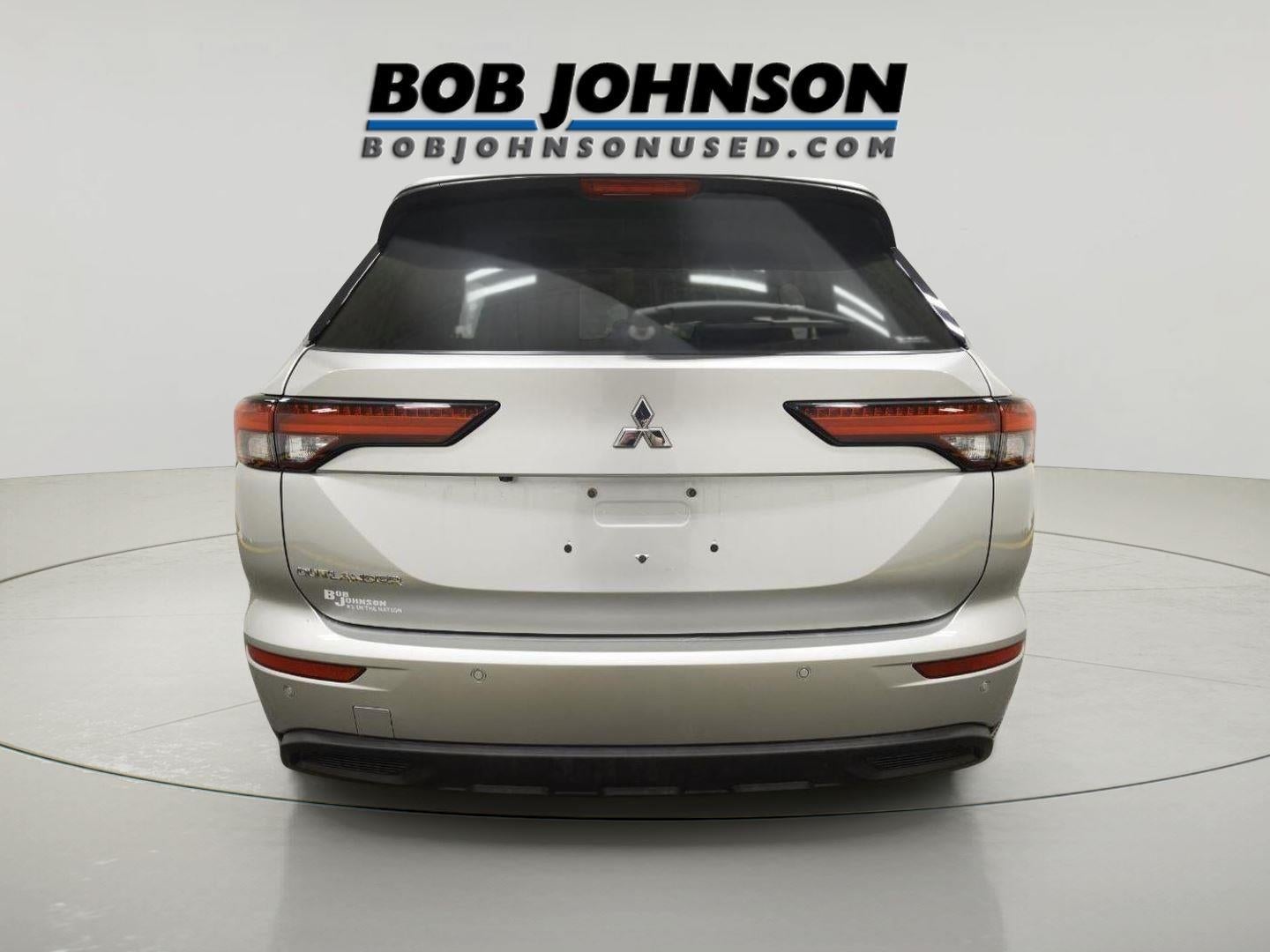 2023 Mitsubishi Outlander ES