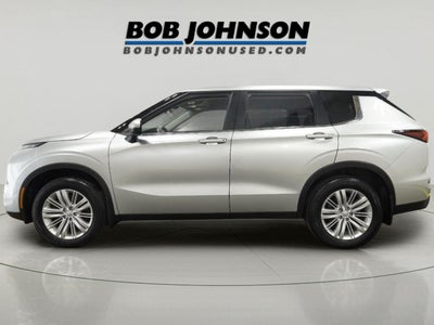 2023 Mitsubishi Outlander ES