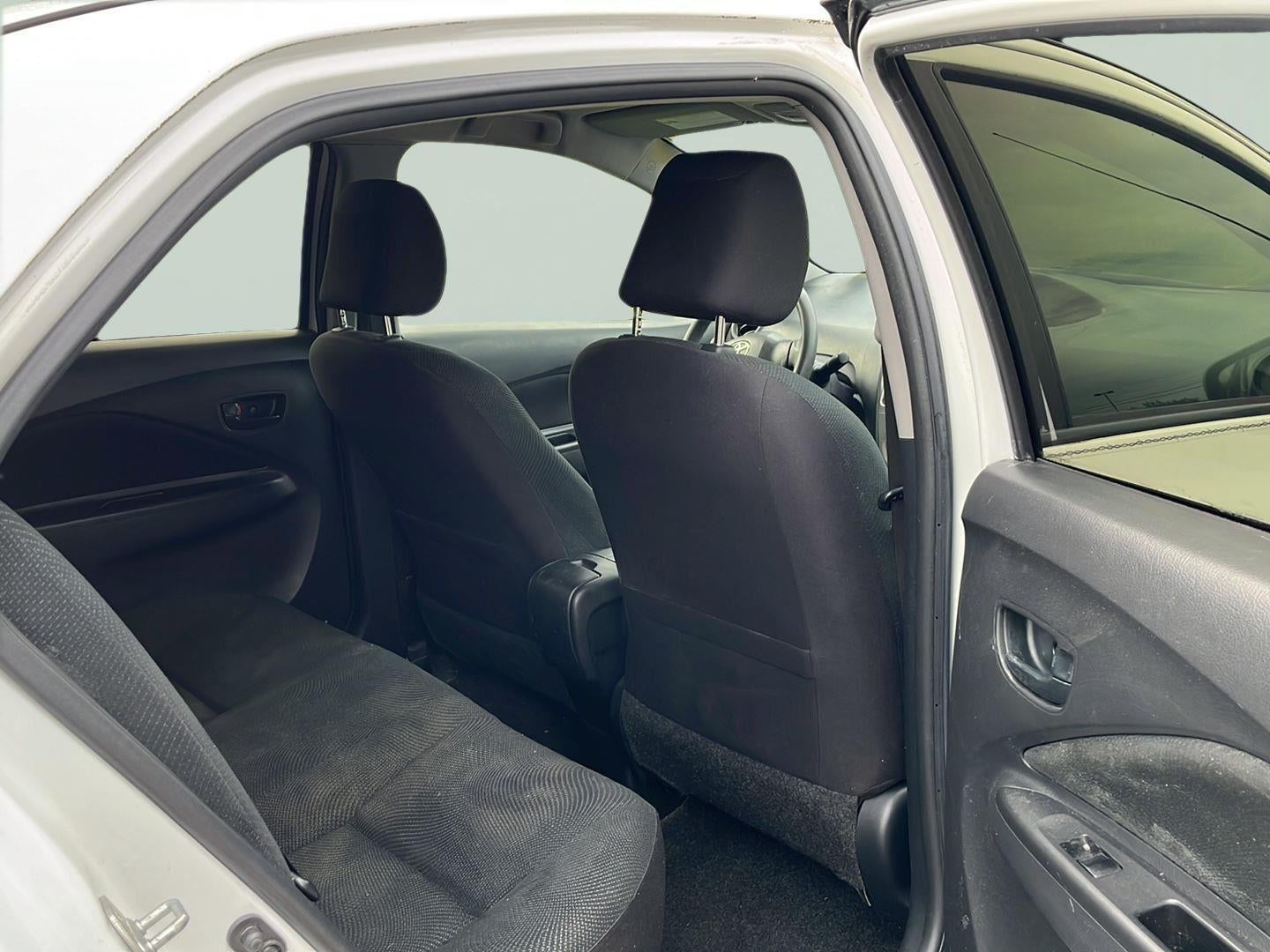 2012 Toyota Yaris 4dr Sdn Auto (Natl)