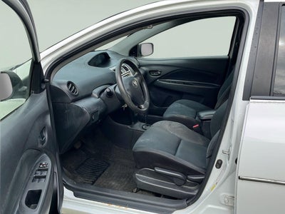 2012 Toyota Yaris 4dr Sdn Auto (Natl)