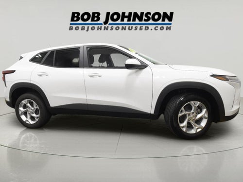 2025 Chevrolet Trax LS