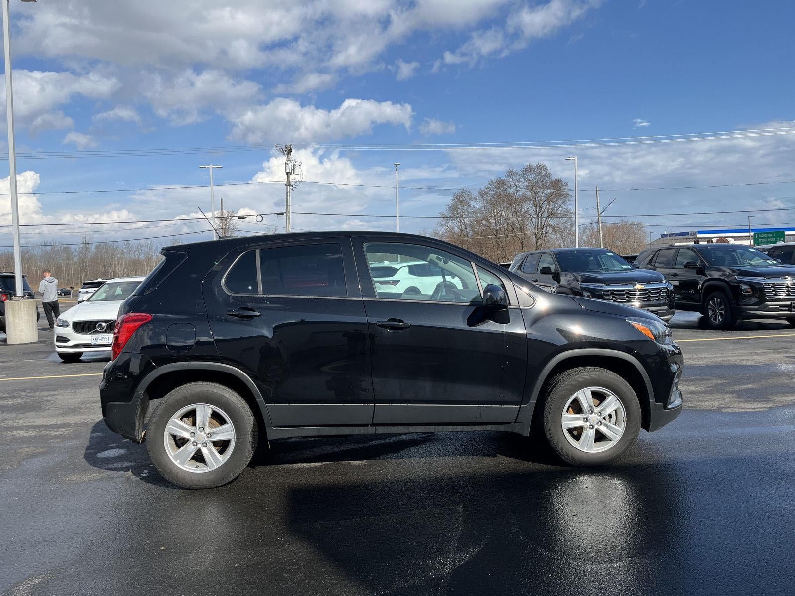 2022 Chevrolet Trax LS