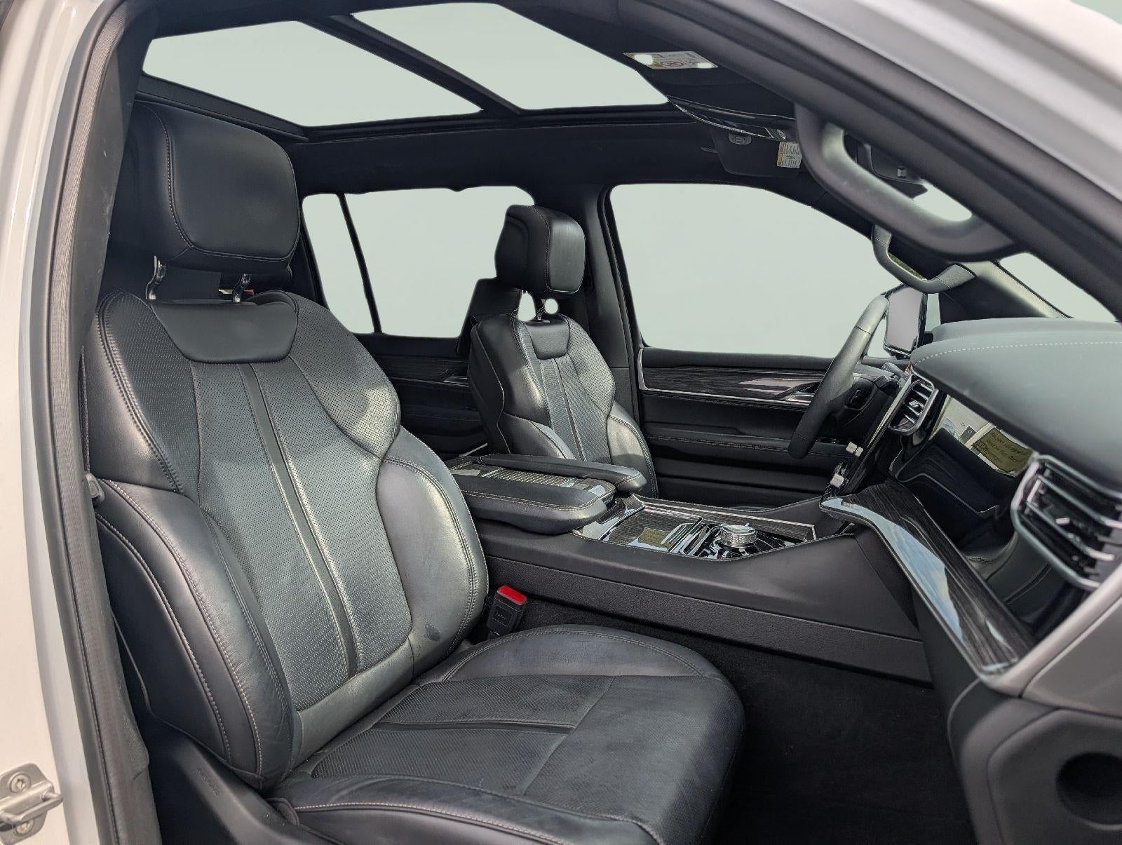 2022 Jeep Wagoneer SUBN