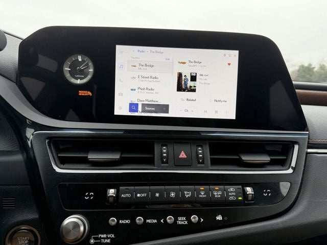 2023 Lexus ES ES 250