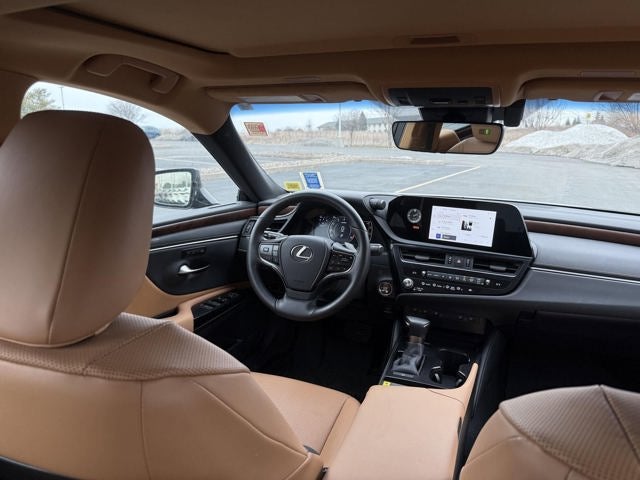 2023 Lexus ES ES 250