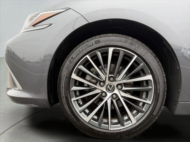 2023 Lexus ES 250 AWD 