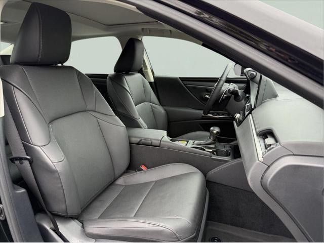 2024 Lexus ES 300h 