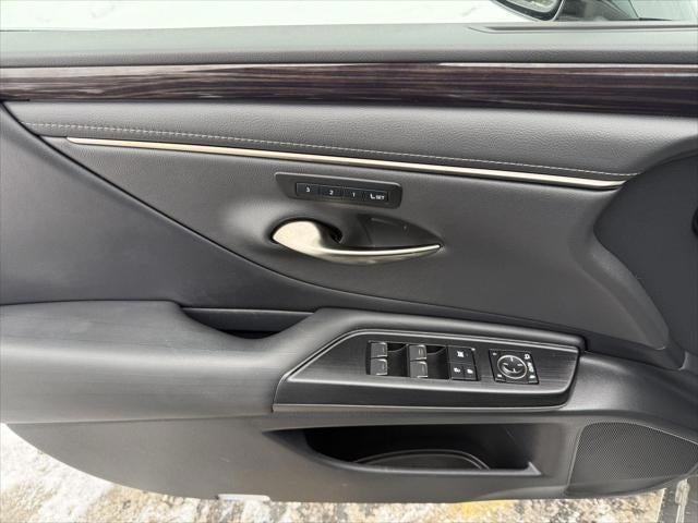 2021 Lexus ES LUXURY