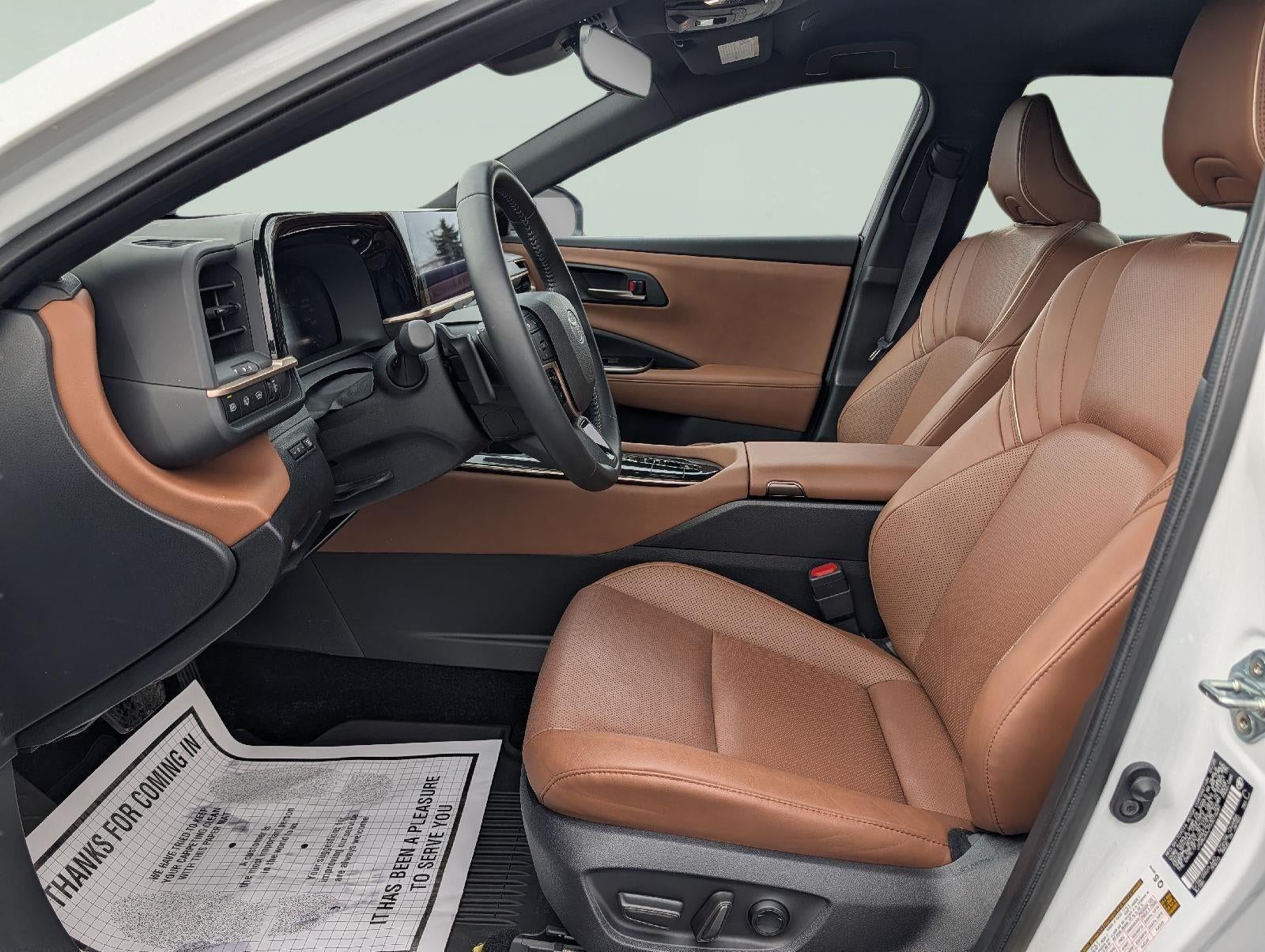 2025 Toyota Crown Signia XLE