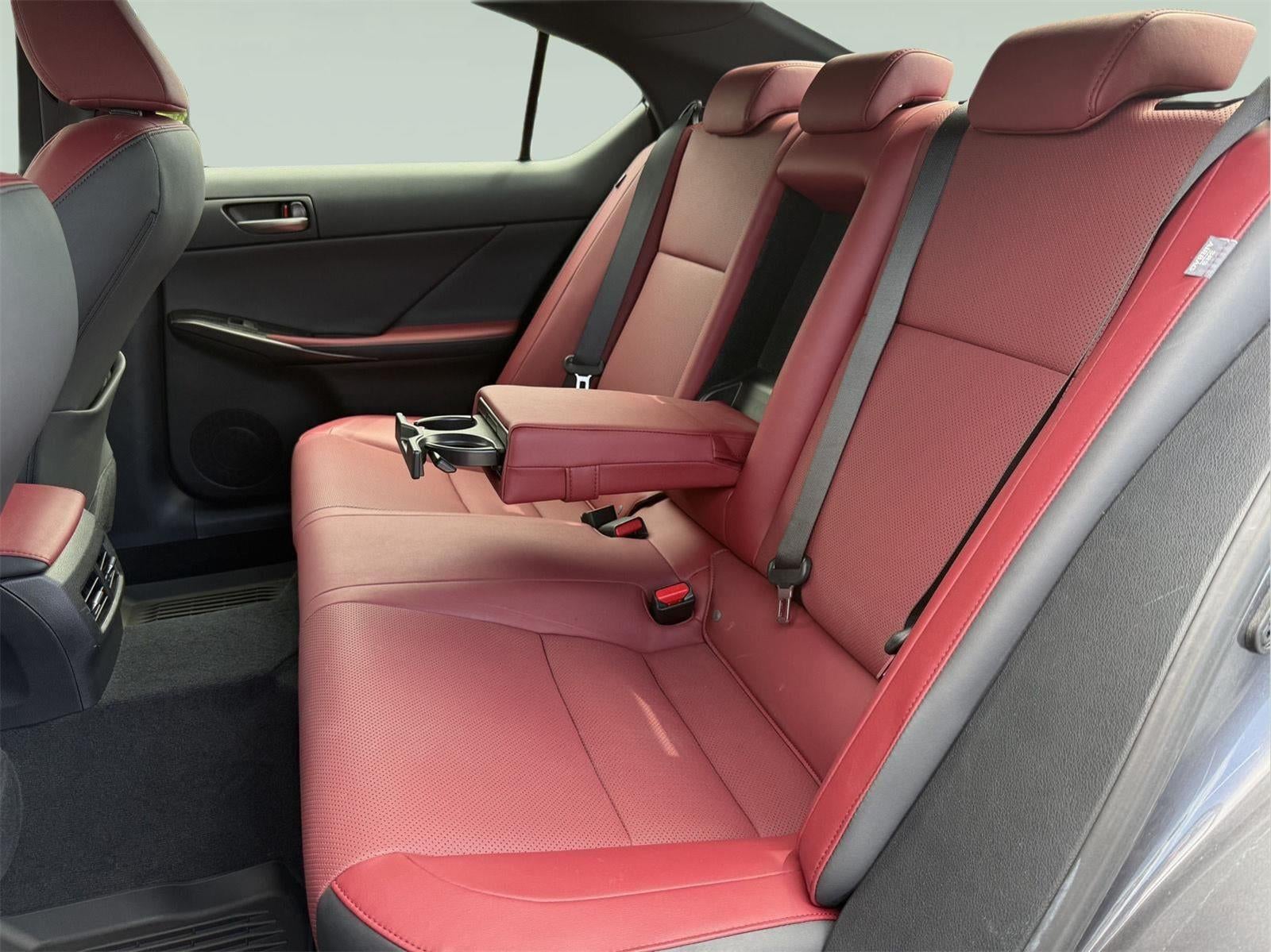 2022 Lexus IS 300 
