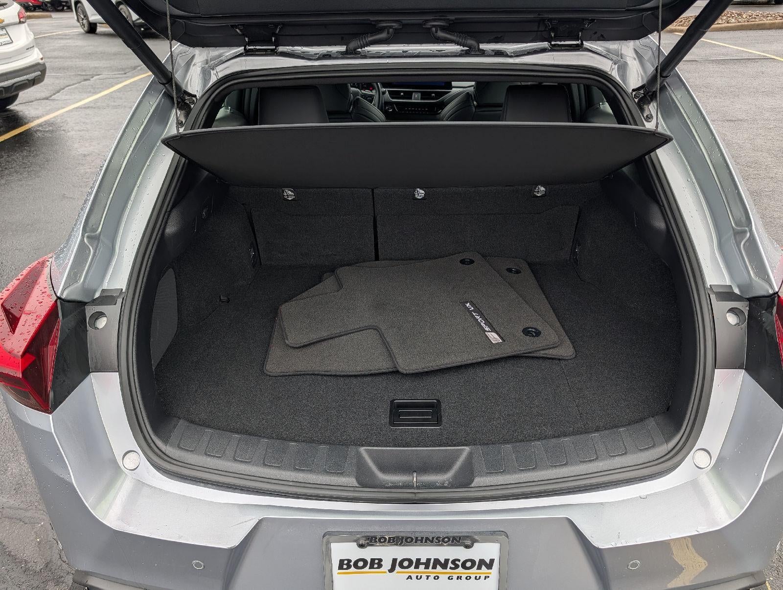 2023 Lexus UX UX 250h F SPORT Handling