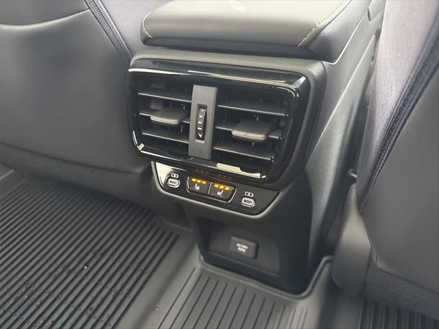 2023 Lexus RZ 450e AWD LUXURY