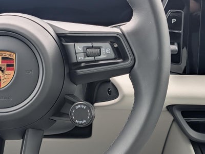 2025 Porsche Macan Electric 4