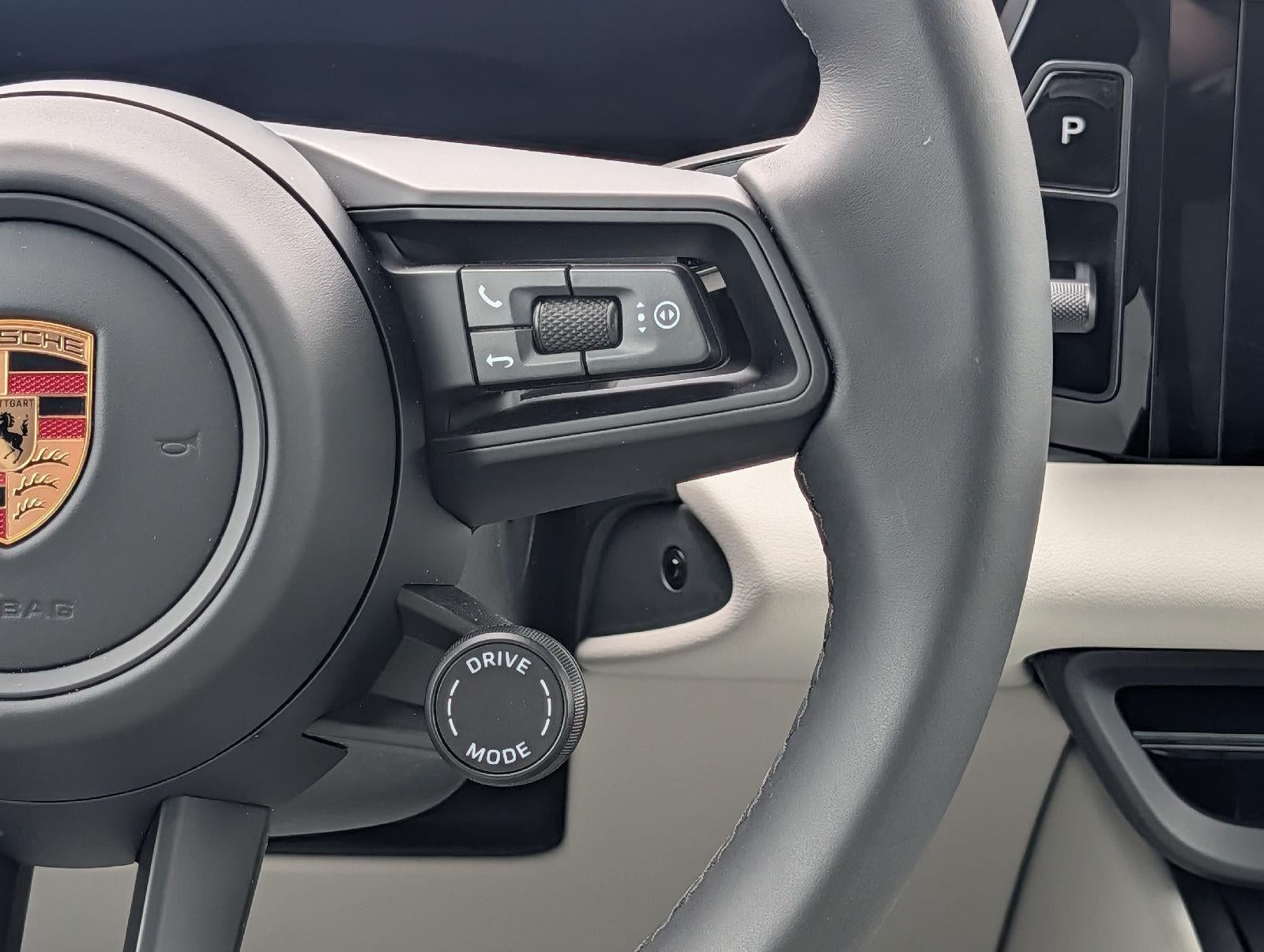 2025 Porsche Macan Electric 4