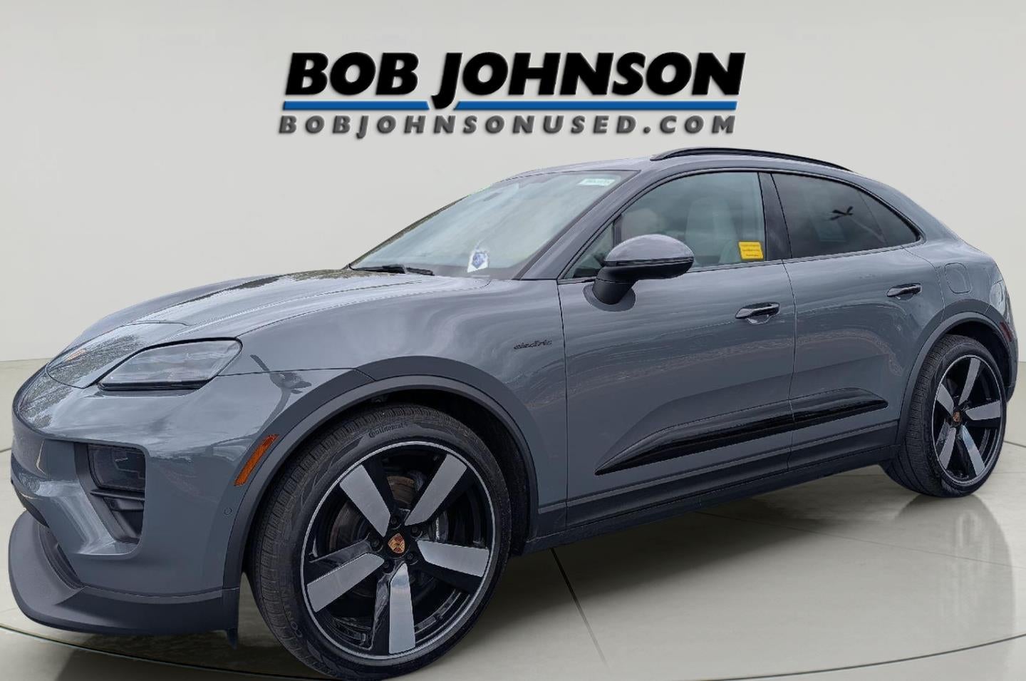 2025 Porsche Macan Electric 4