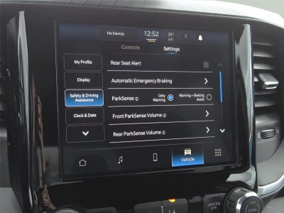 2025 RAM 1500 Big Horn Crew Cab 4x4 5'7" Box