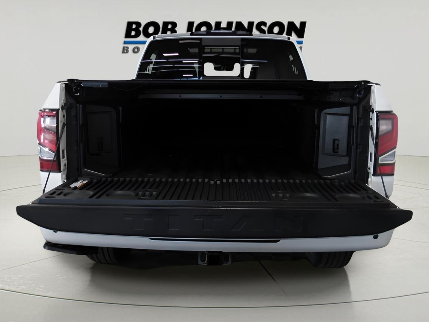 2023 Nissan Titan Platinum Reserve