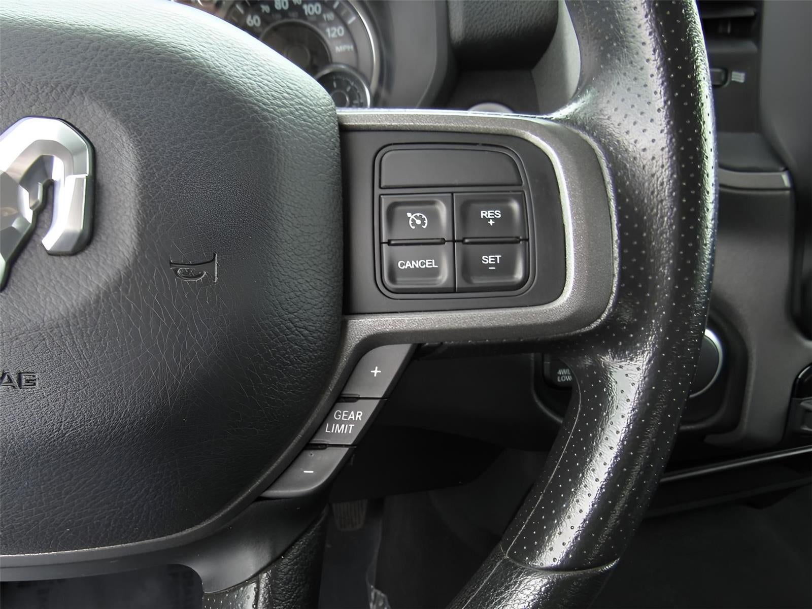 2020 RAM 2500 Tradesman Crew Cab 4X4 6'4" Box