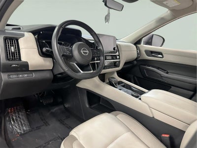 2024 Nissan Pathfinder SL 4WD