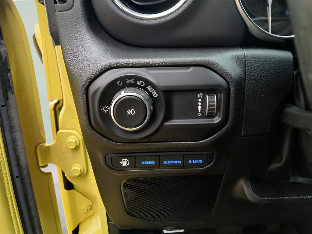 2023 Jeep Wrangler Sahara 4xe