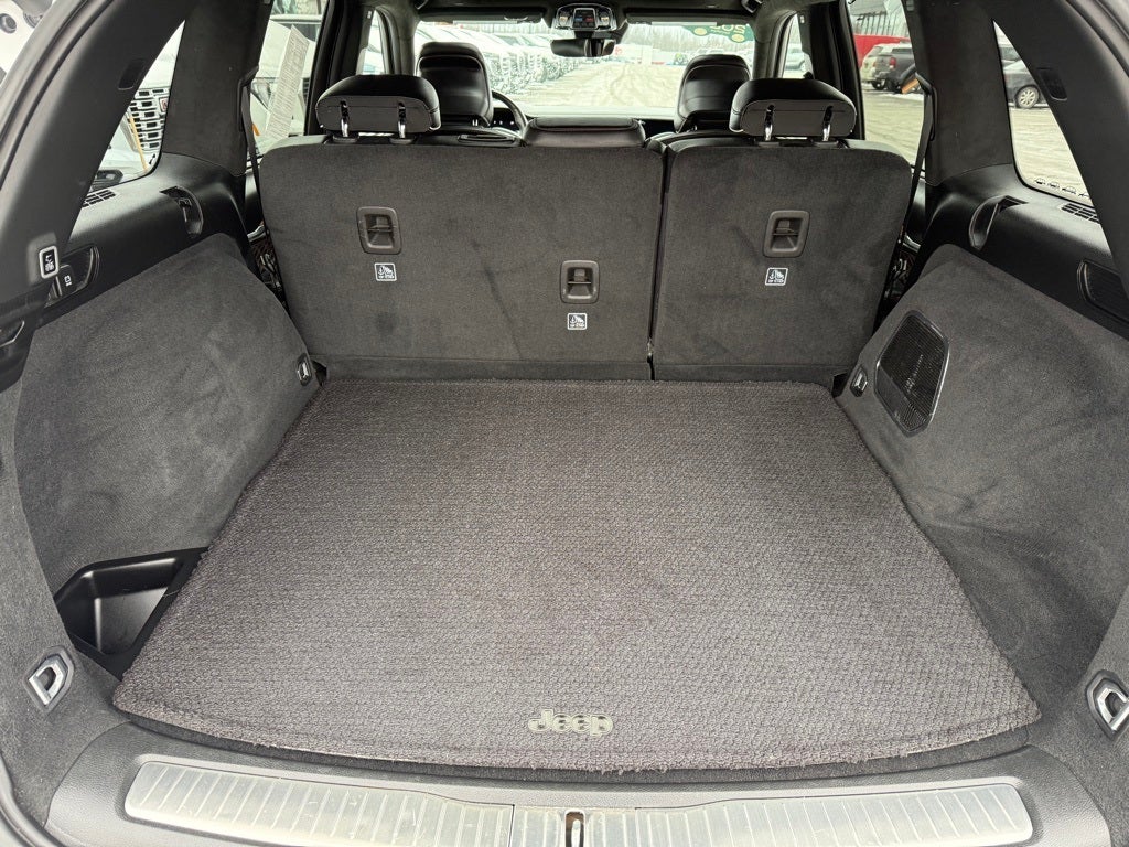 2023 Jeep Grand Cherokee Summit CARBRAVO!