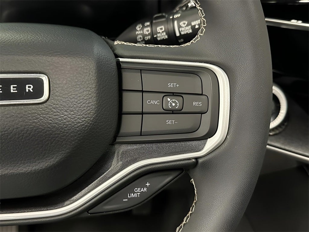 2022 Jeep Wagoneer Series I CarBravo