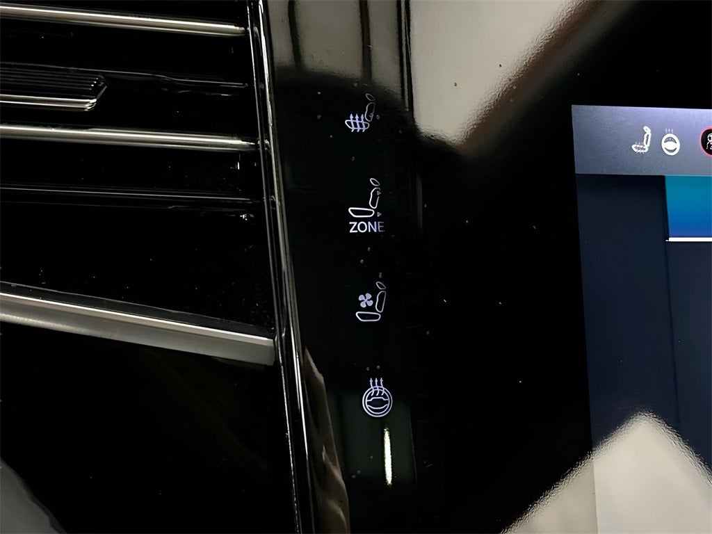 2022 Jeep Wagoneer Series I CarBravo