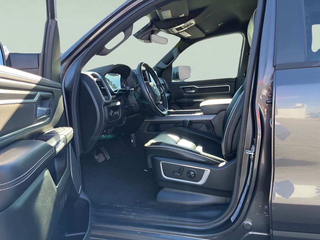 2023 RAM 1500 Laramie 5.7L HEMI