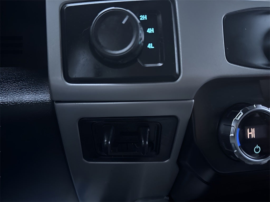 2022 Ford F-350SD Lariat DRW