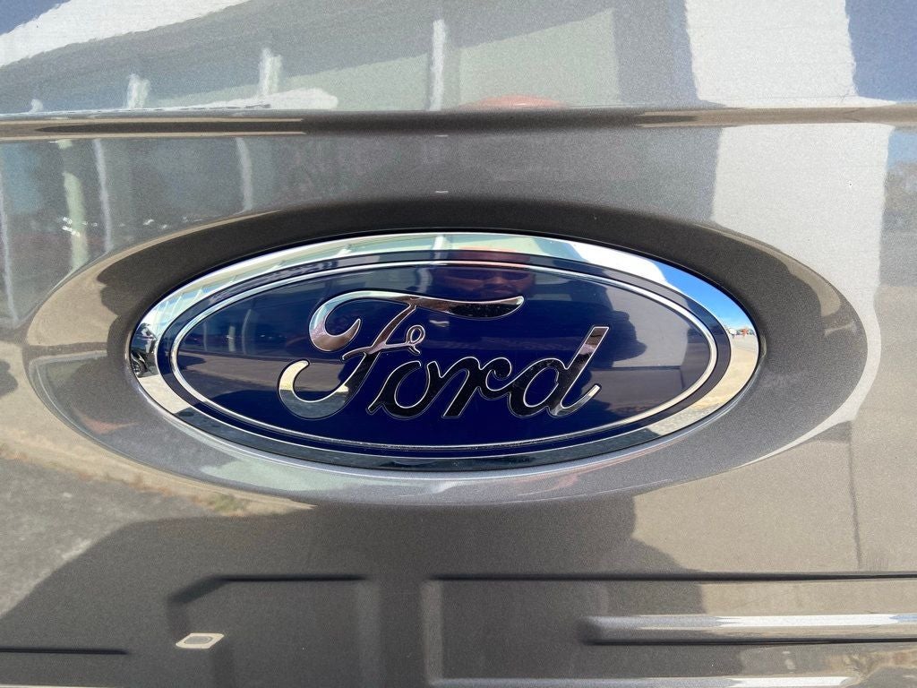 2023 Ford F-150 XL 6" Lift, 35's!