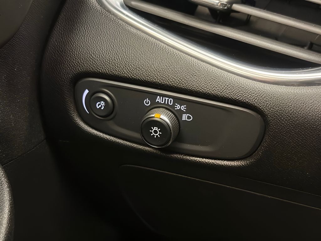 2018 Chevrolet Malibu LT BRAVOBUDGET CERTIFIED