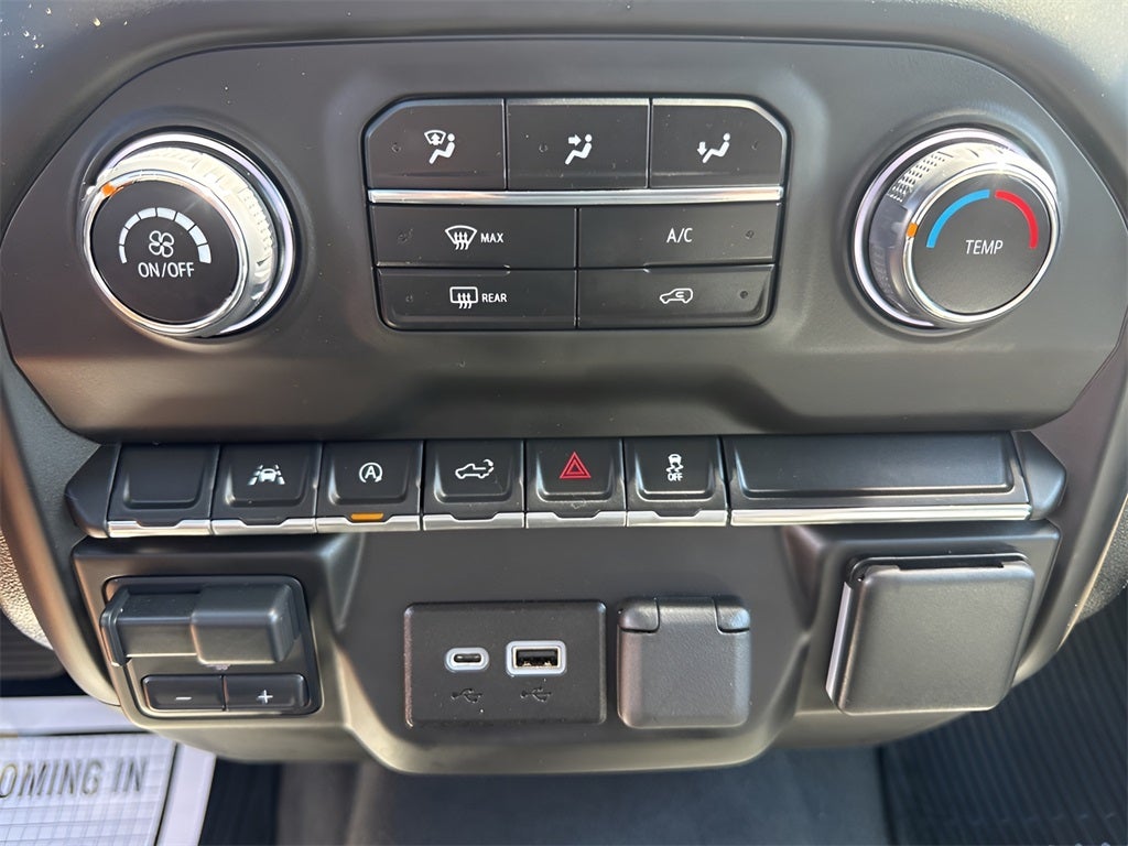 2023 Chevrolet Silverado 1500 Custom