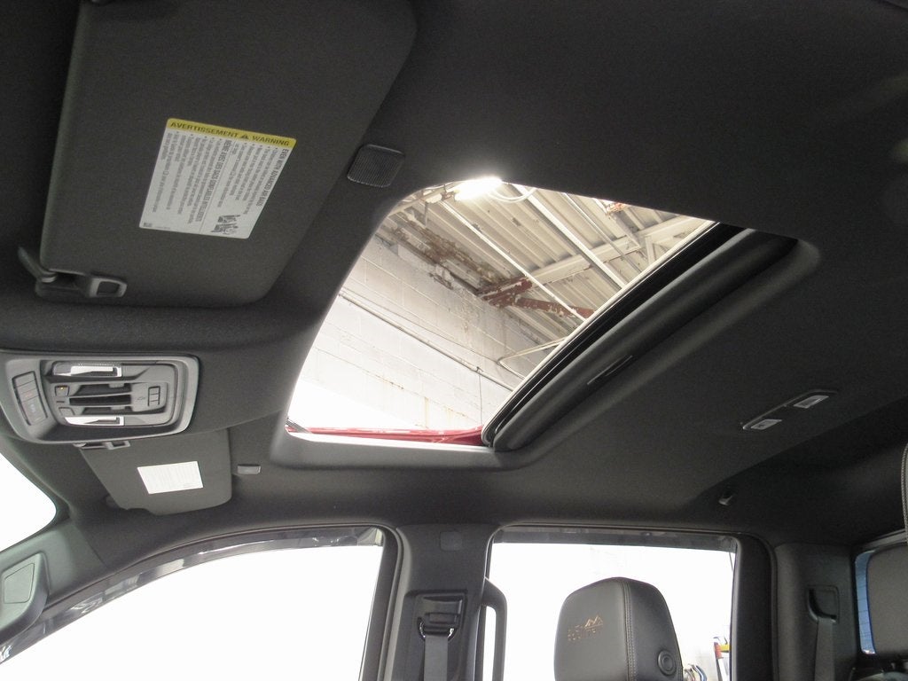 2022 Chevrolet Silverado 1500 High Country CARBRAVO CERTIFIED