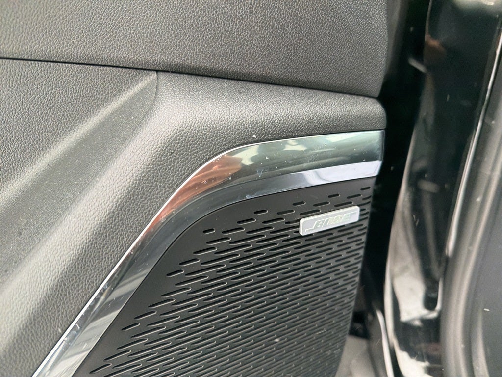 2025 GMC Acadia Elevation CARBRAVO CERTIFIED!