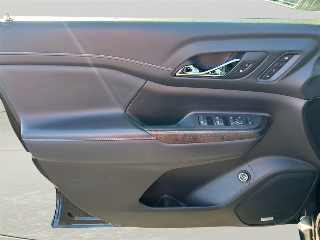 2023 GMC Acadia Denali CARBRAVO CERTIFIED!