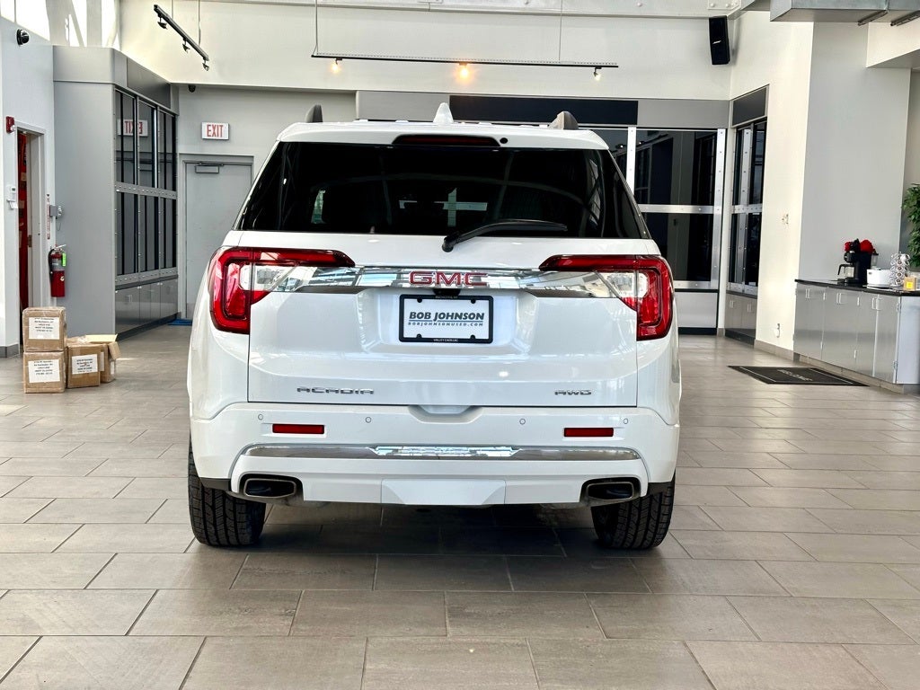 2023 GMC Acadia Denali Ultimate Package